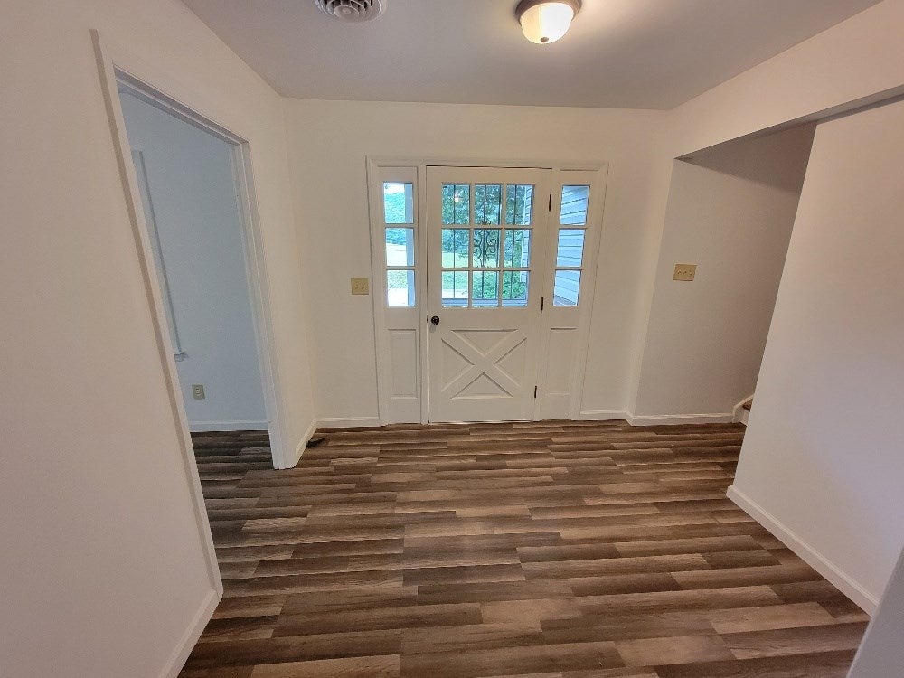 7996 Carsonville Road Independence, VA 24348 - Photo 8 of 30 Gallery Image 8