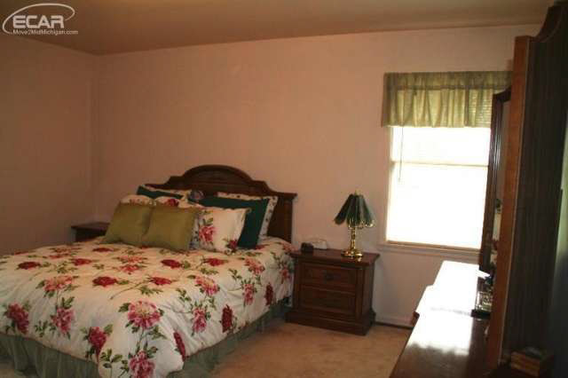 5278 Farrand Road Clio, MI 48420 - Photo 15 of 24 21127346-14.JPG