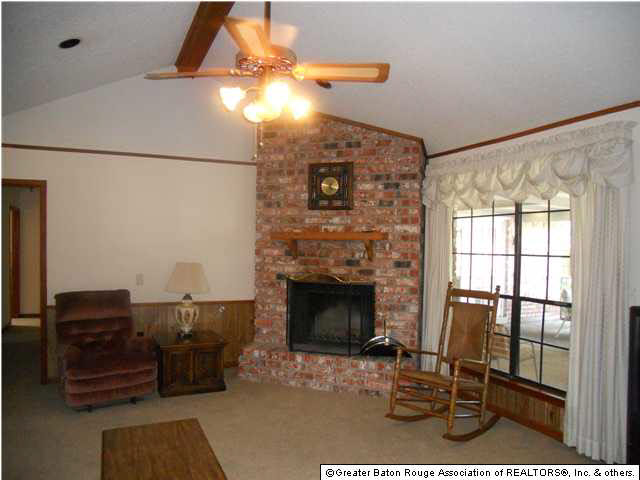 5527 Hickory Ridge Boulevard Baton Rouge, LA 70817 - Photo 3 of 16 Gallery Image 3