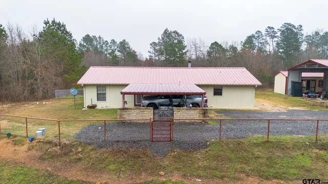 $450,000 | 900 Primrose Road, Gilmer, TX 75644