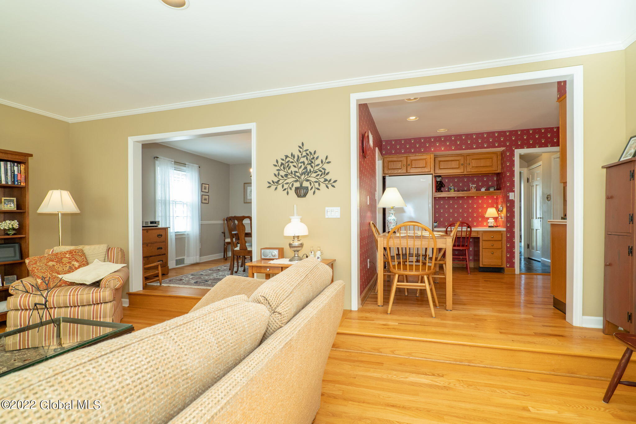 11 Clarendon Road Albany, NY 12203 - Photo 11 of 39 24-web-or-mls-11Clarendon-24