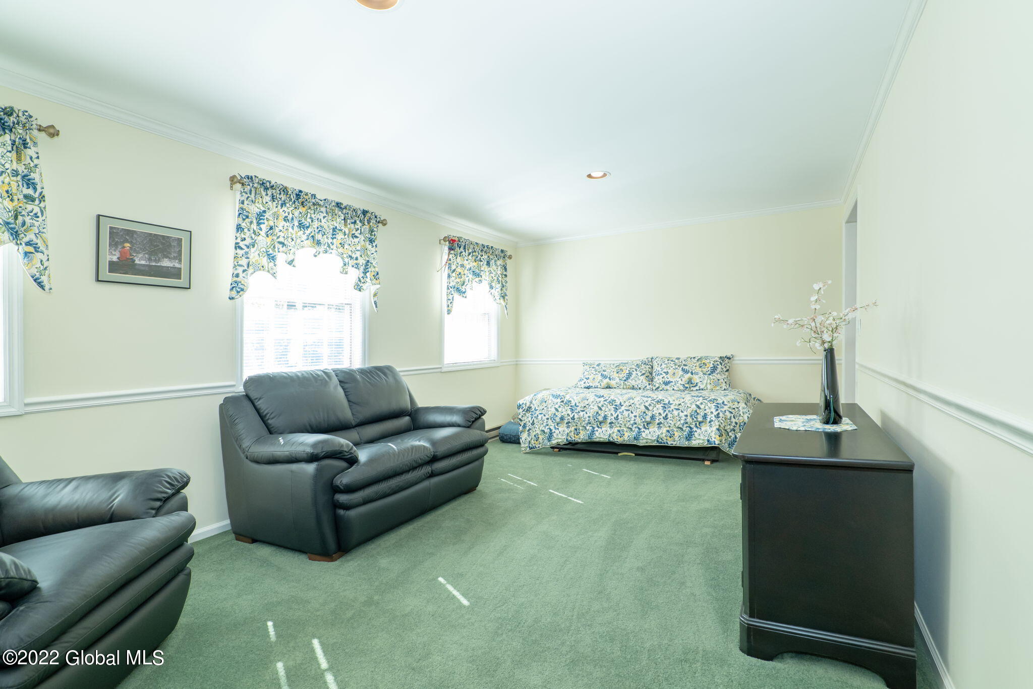 11 Clarendon Road Albany, NY 12203 - Photo 29 of 39 33-web-or-mls-11Clarendon-33