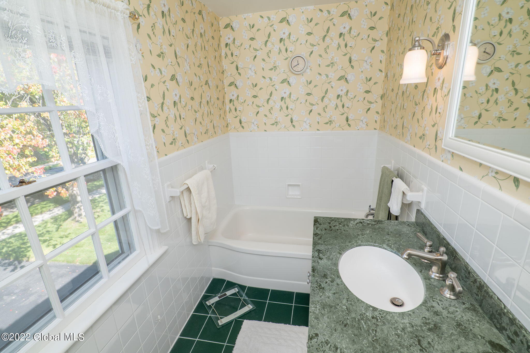 11 Clarendon Road Albany, NY 12203 - Photo 32 of 39 43-web-or-mls-11Clarendon-43