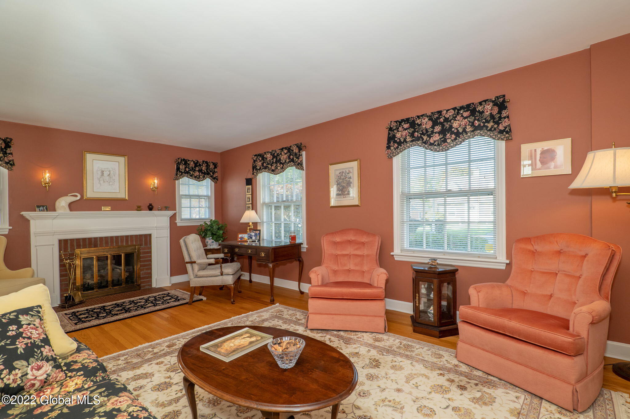 11 Clarendon Road Albany, NY 12203 - Photo 5 of 39 6-web-or-mls-11Clarendon-6