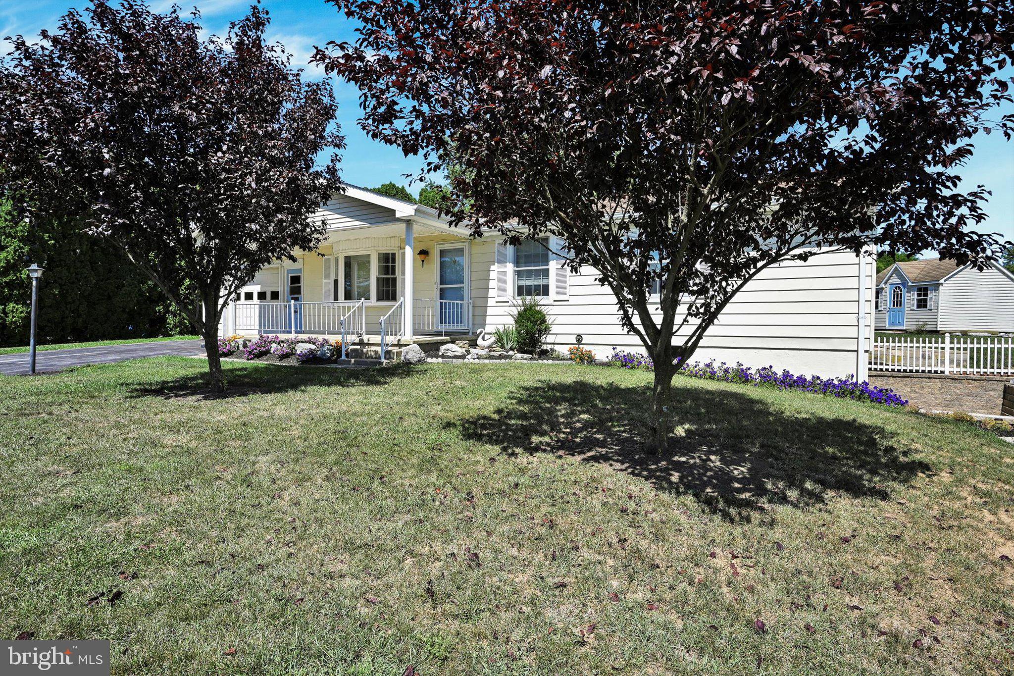 2978 Shumaker Road Manheim, PA 17545 - Photo 3 of 32 V3