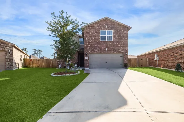 $310,000 | 15203 Albert Oak Drive, Humble, TX 77396