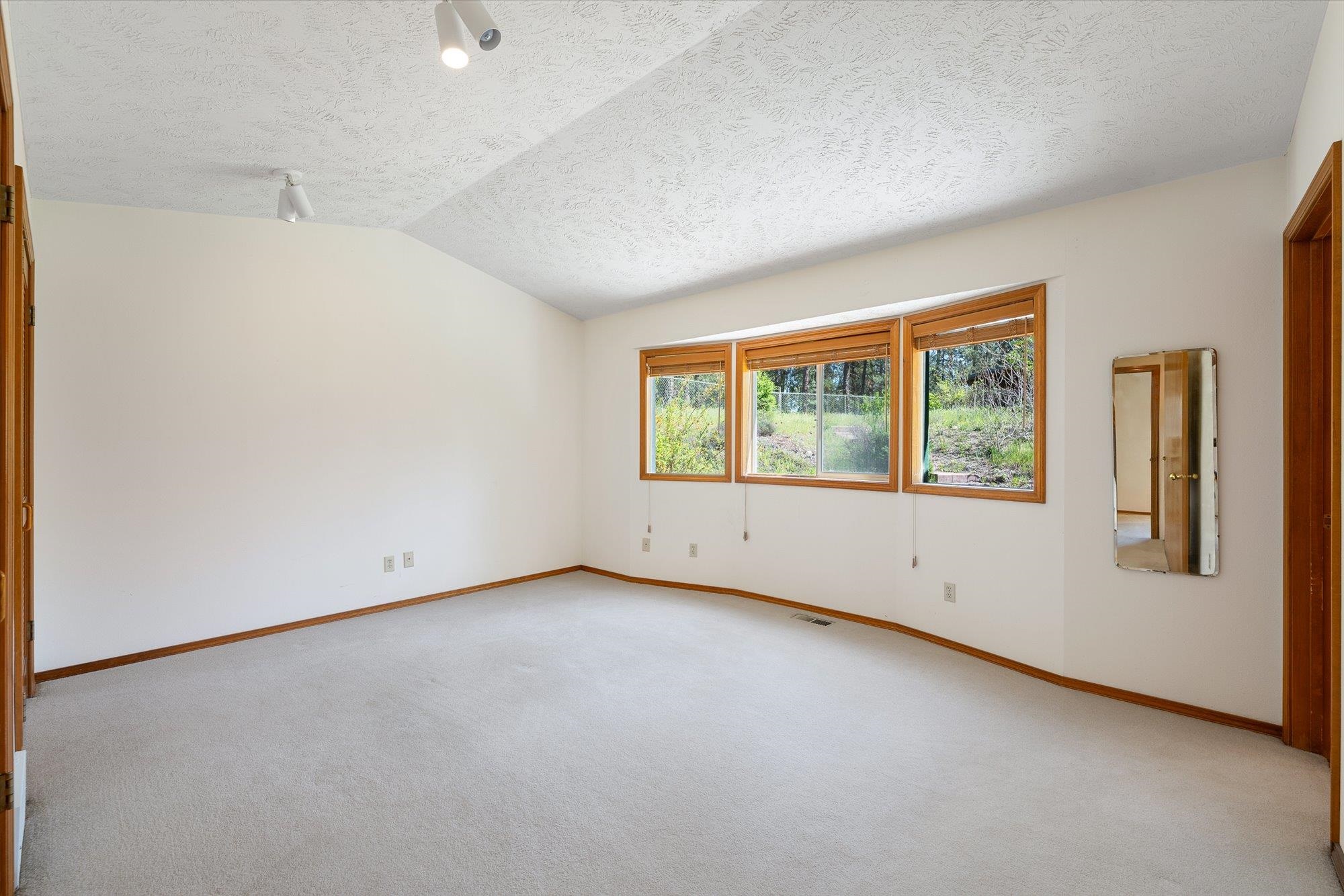 5507 West Rifle Club Road Spokane, WA 99208 - Photo 12 of 33