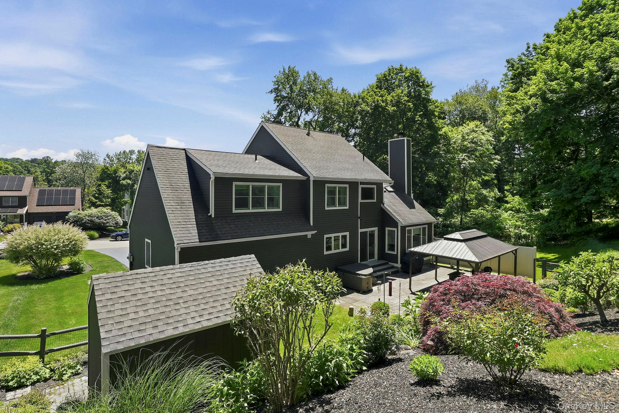 31 Ridge Road Cortlandt Manor, NY 10567 - Photo 32 of 39 Your private backyard oasis awaits!