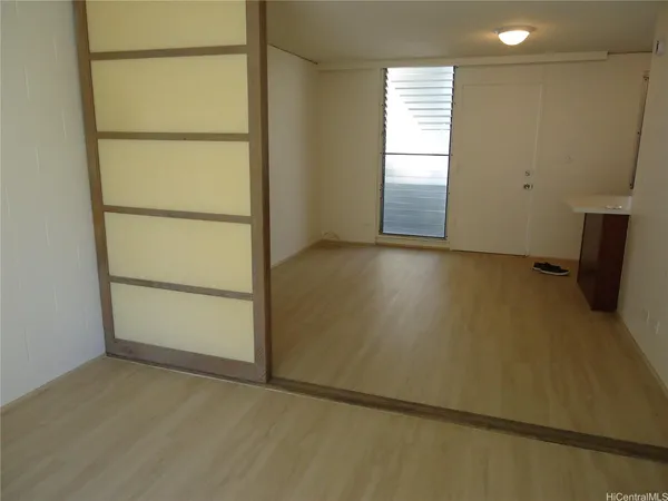 an empty room with a empty space