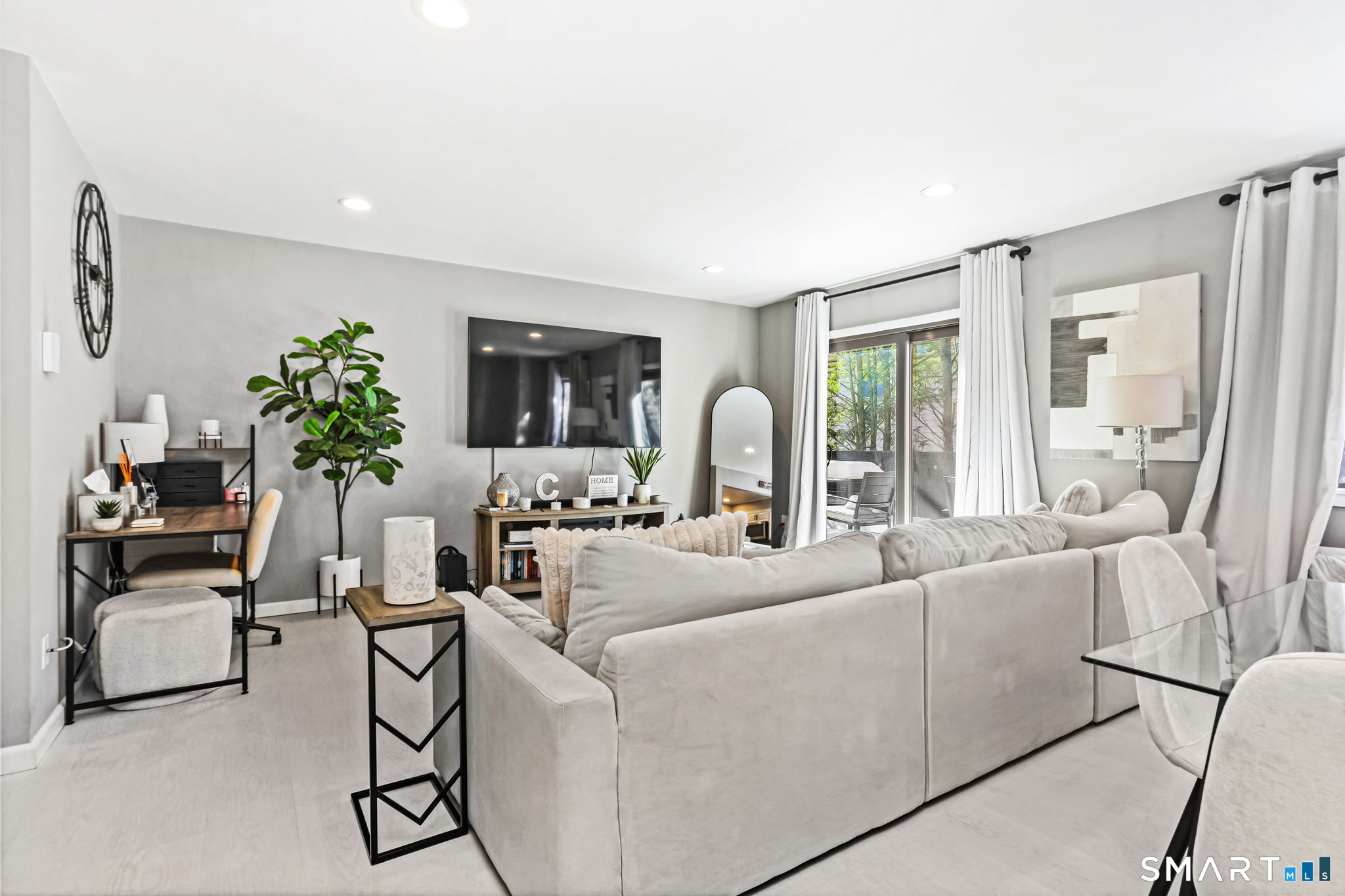 697 Cove Road, Unit 1B Stamford, CT 06902 - Photo 13 of 20