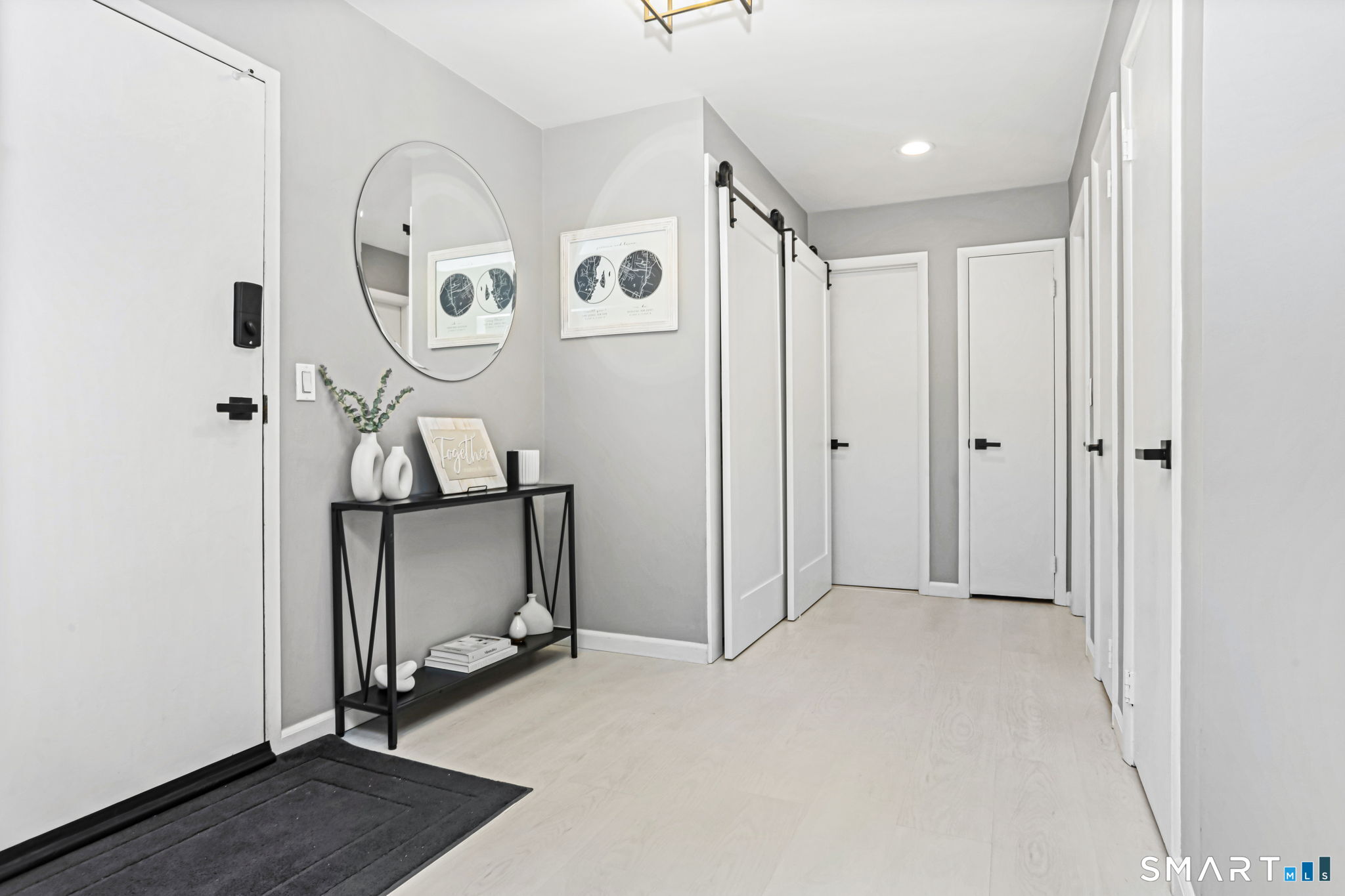 697 Cove Road, Unit 1B Stamford, CT 06902 - Photo 3 of 20