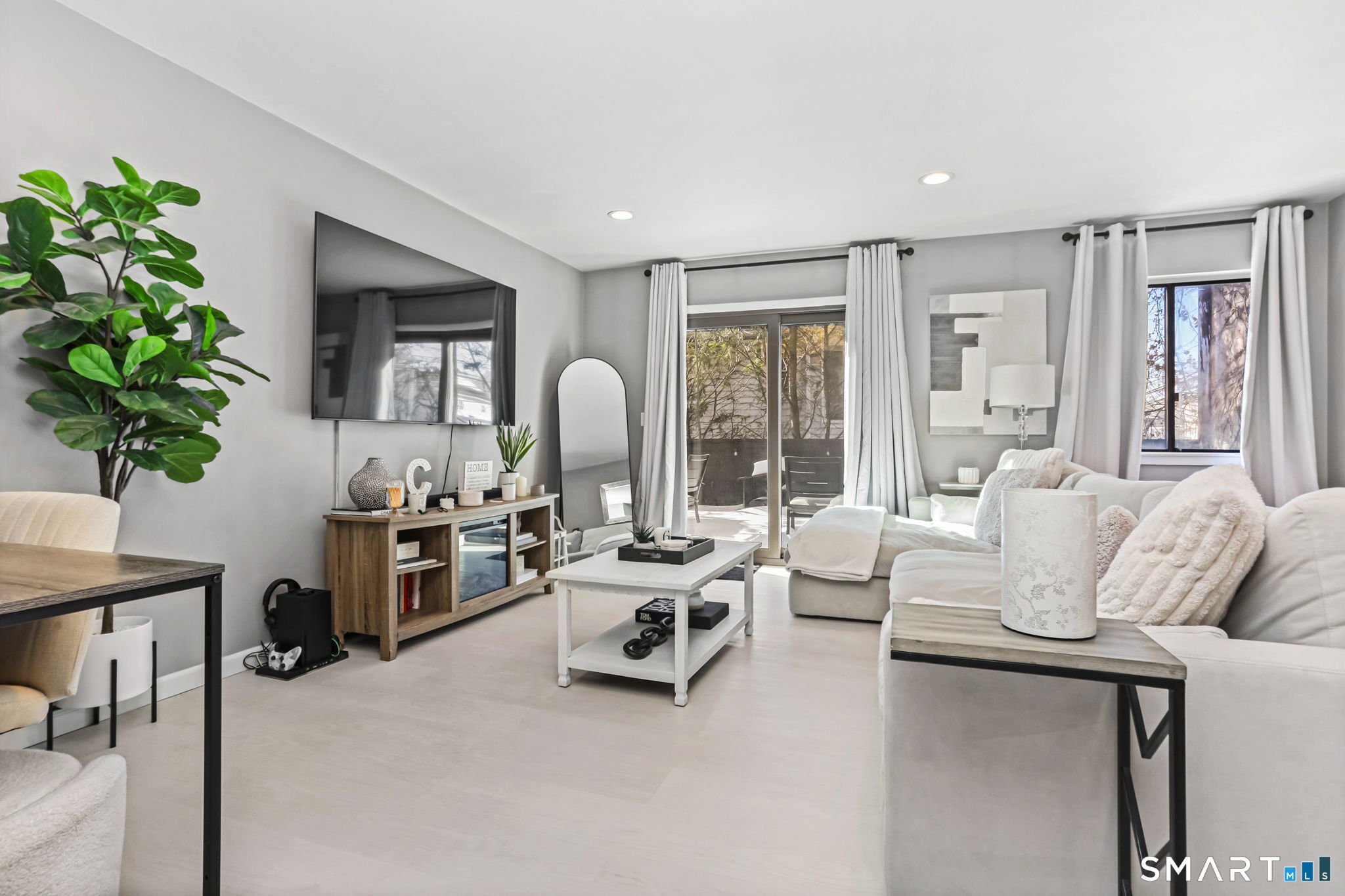 697 Cove Road, Unit 1B Stamford, CT 06902 - Photo 10 of 20