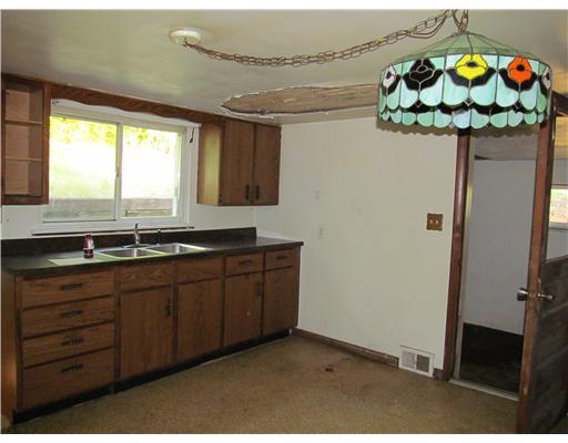 215 Lott Road Penn Hills, PA 15235 - Photo 4 of 9 Kitchen.