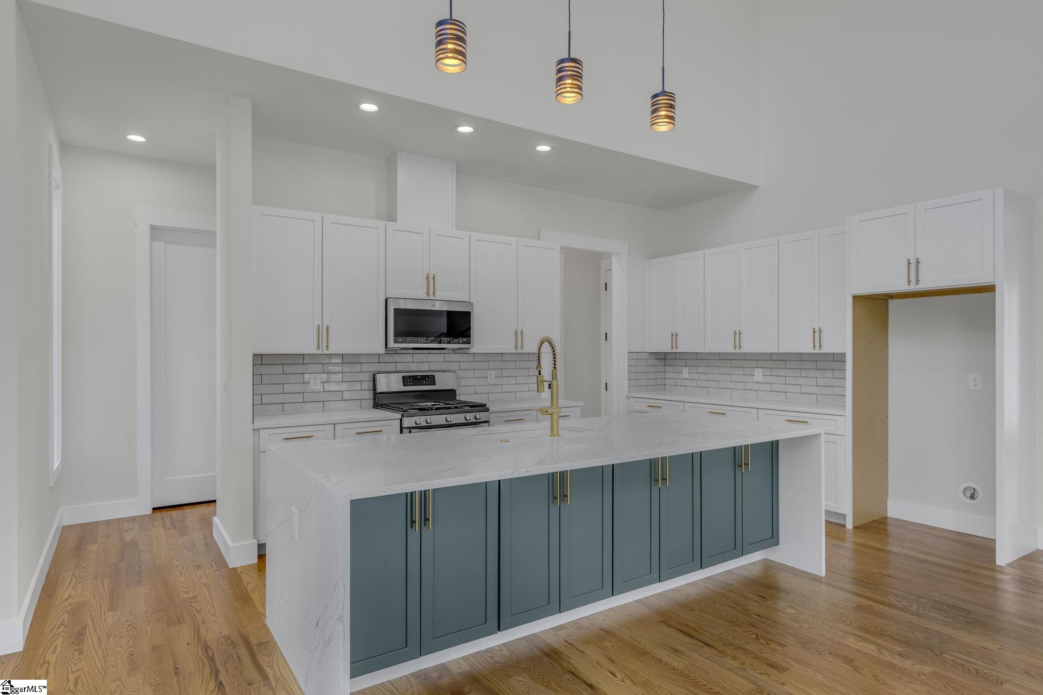 48 Village Crest Drive Greenville, SC 29607 - Photo 15 of 50