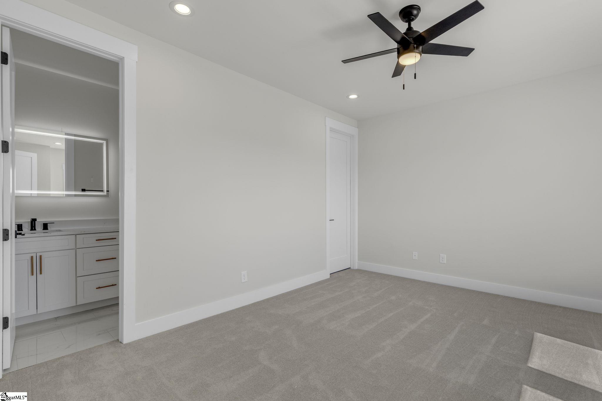 48 Village Crest Drive Greenville, SC 29607 - Photo 31 of 50