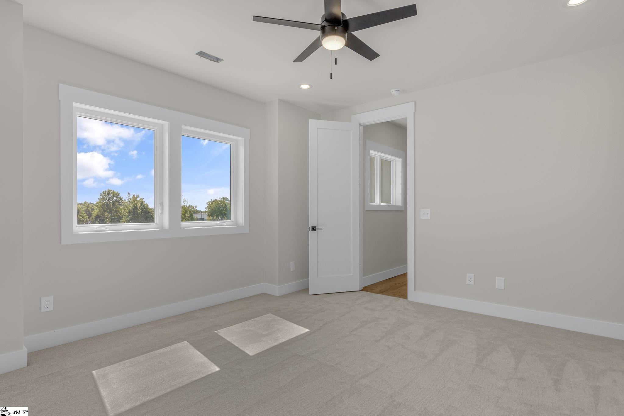 48 Village Crest Drive Greenville, SC 29607 - Photo 32 of 50