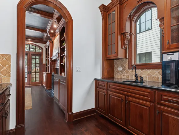 $2,380,000 | 712 East Hillside Road, Naperville, IL 60540