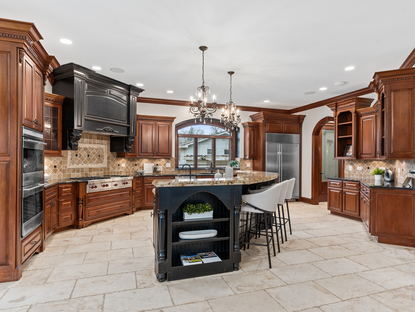 712 East Hillside Road Naperville, IL 60540 - Photo 24 of 83