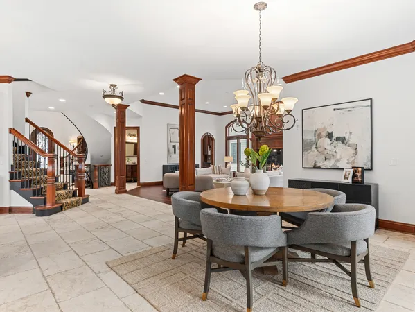 $2,380,000 | 712 East Hillside Road, Naperville, IL 60540