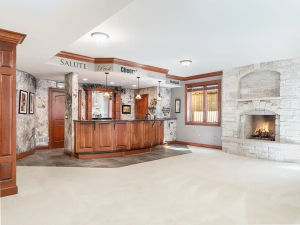 $2,380,000 | 712 East Hillside Road, Naperville, IL 60540