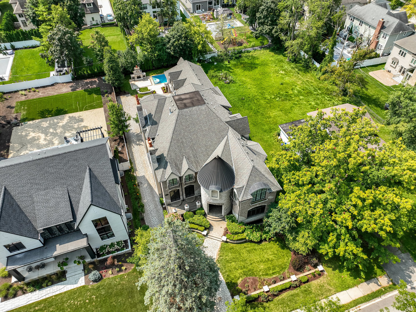 712 East Hillside Road Naperville, IL 60540 - Photo 72 of 83