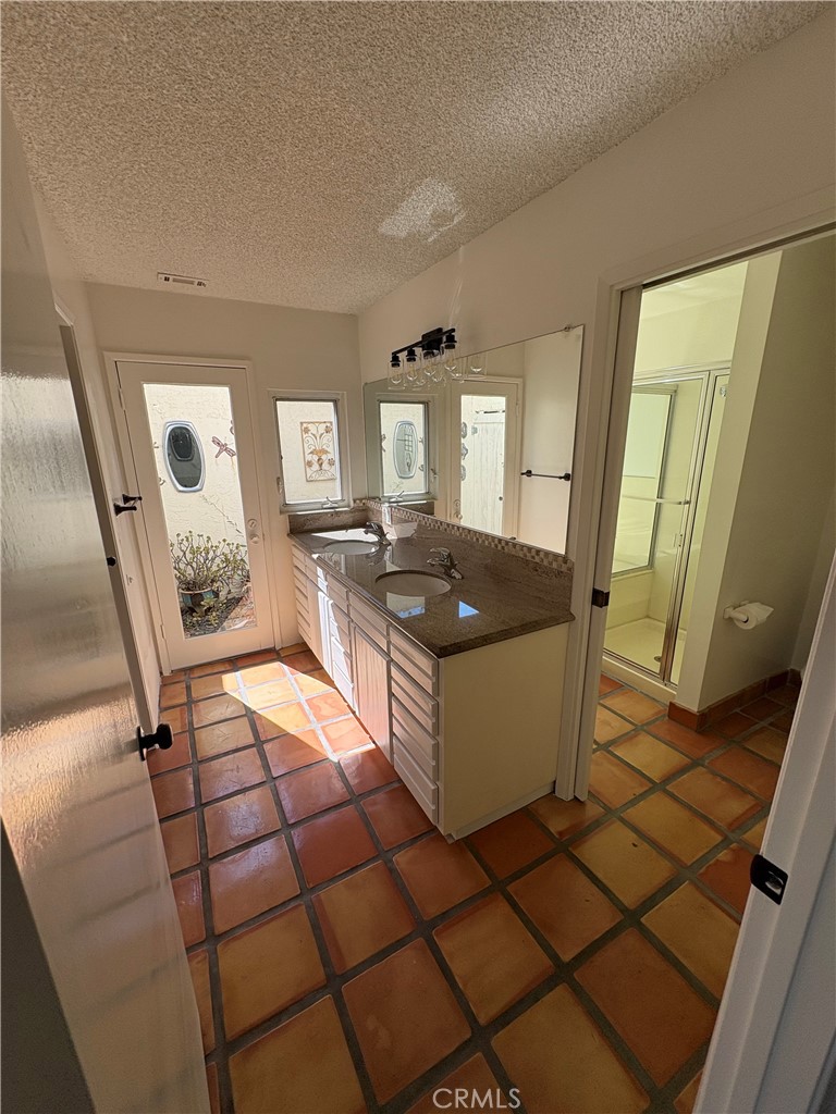 1905 Vista Del Norte Fallbrook, CA 92028 - Photo 20 of 29