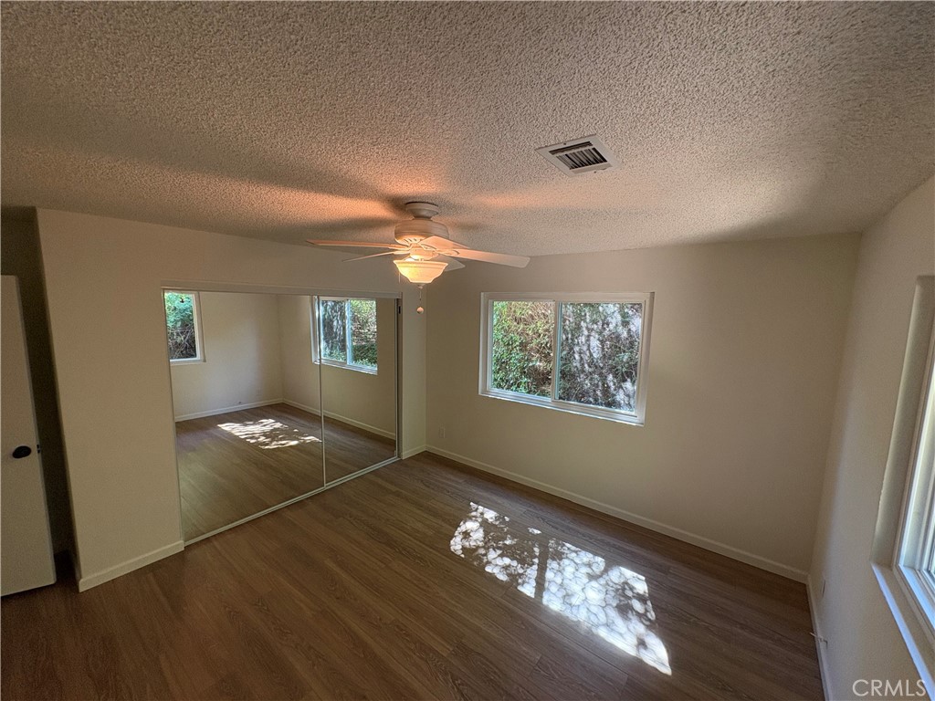 1905 Vista Del Norte Fallbrook, CA 92028 - Photo 22 of 29 a view of livingroom and hardwood floor