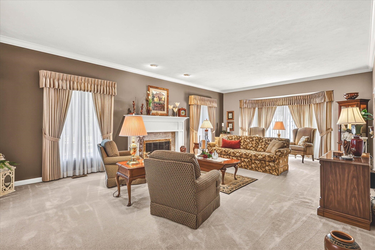 9425 Ravine Ridge Drive Southeast Caledonia, MI 49316 - Photo 11 of 91 Gallery Image 11