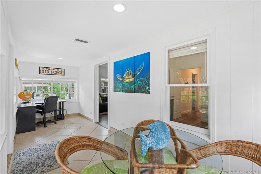 536 Southwest Halpatiokee Street Stuart, FL 34994 - Photo 4 of 39