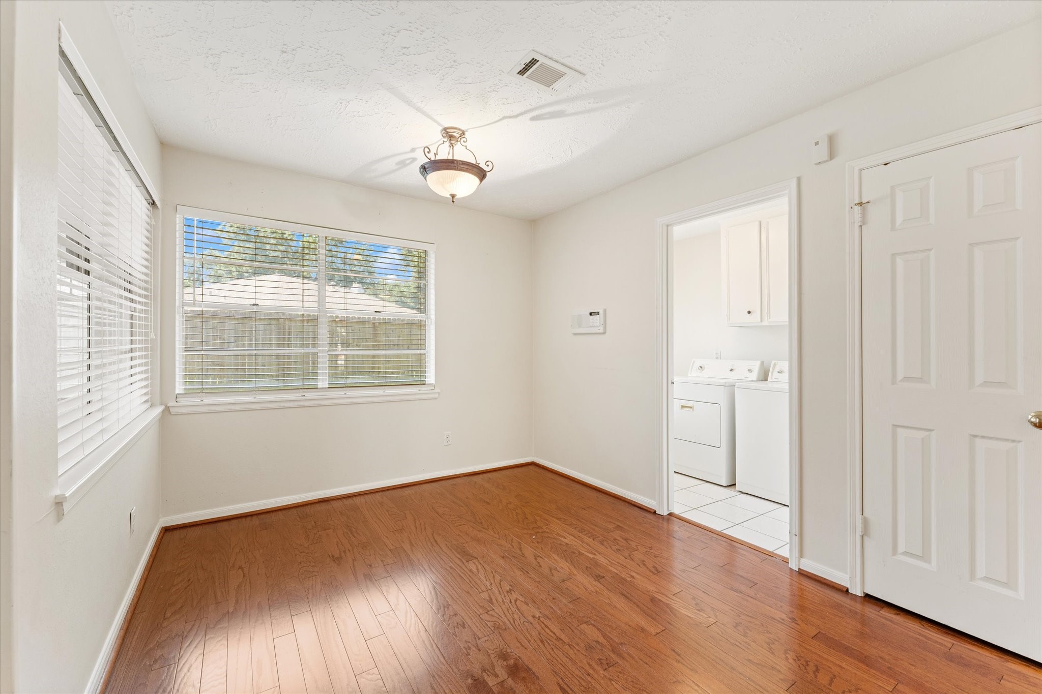 4711 Carbrook Court Spring, TX 77388 - Photo 11 of 29