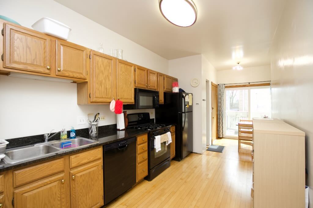 6717 North Sheridan Road, Unit 2S Chicago, IL 60626 - Photo 2 of 20 Gallery Image 2