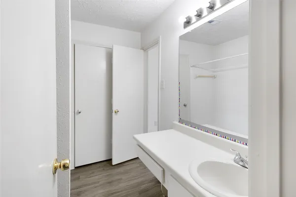 $1,595 | 11906 Westwold Drive, Tomball, TX 77377