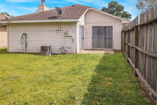 $1,595 | 11906 Westwold Drive, Tomball, TX 77377