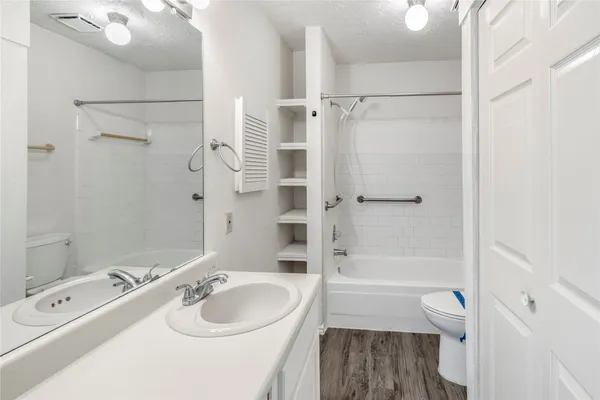 $1,595 | 11906 Westwold Drive, Tomball, TX 77377