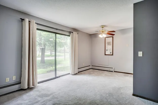 $115,000 | 702 Old Settlers Trail, Unit 3, Hopkins, MN 55343