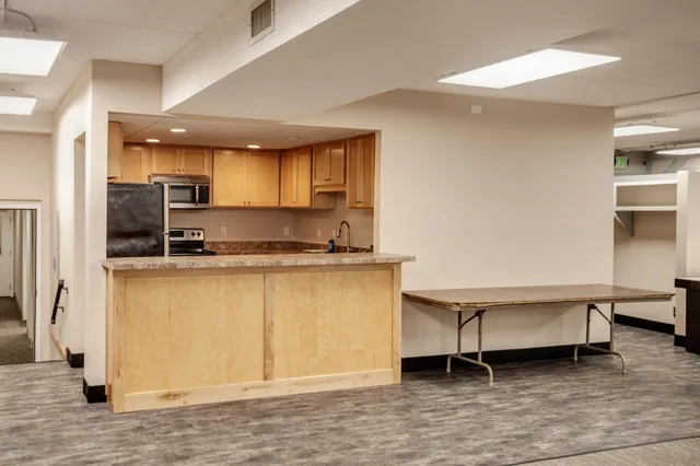 $115,000 | 702 Old Settlers Trail, Unit 3, Hopkins, MN 55343