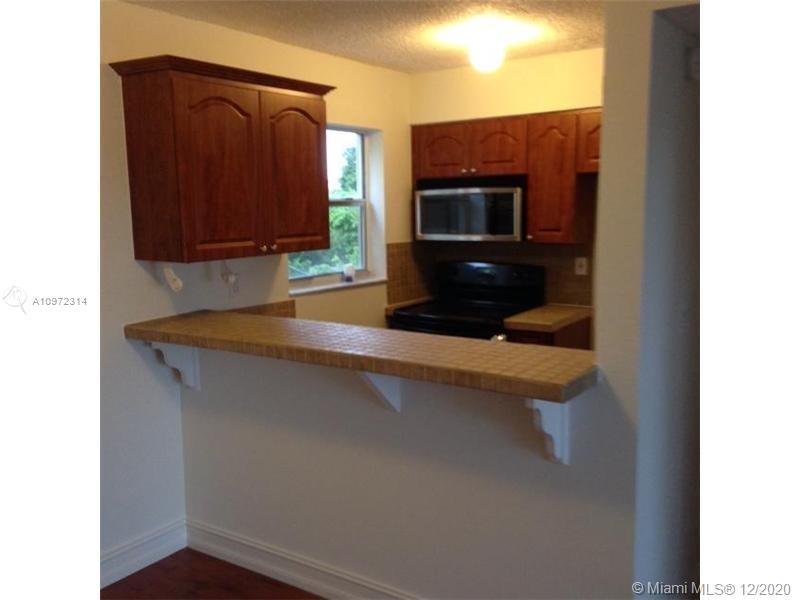 444 Southwest 4th Street, Unit 401 Miami, FL 33130 - Photo 3 of 7