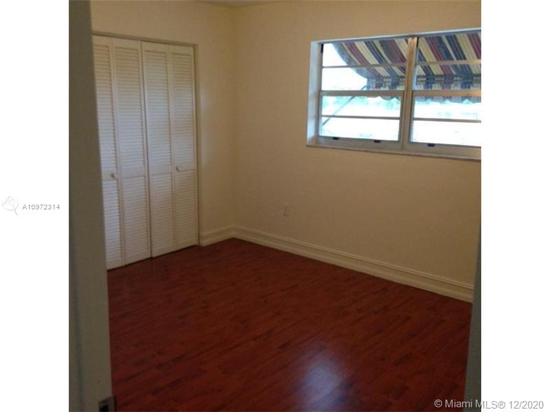 444 Southwest 4th Street, Unit 401 Miami, FL 33130 - Photo 5 of 7