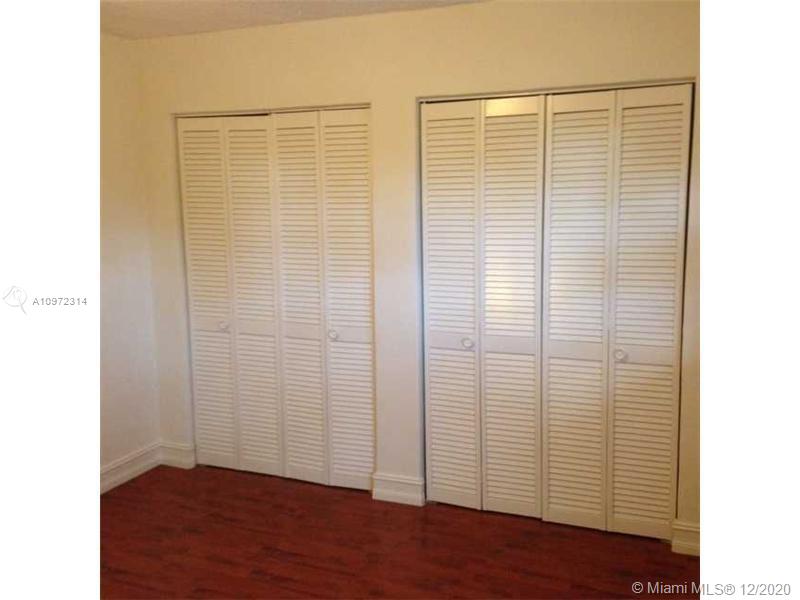 444 Southwest 4th Street, Unit 401 Miami, FL 33130 - Photo 6 of 7