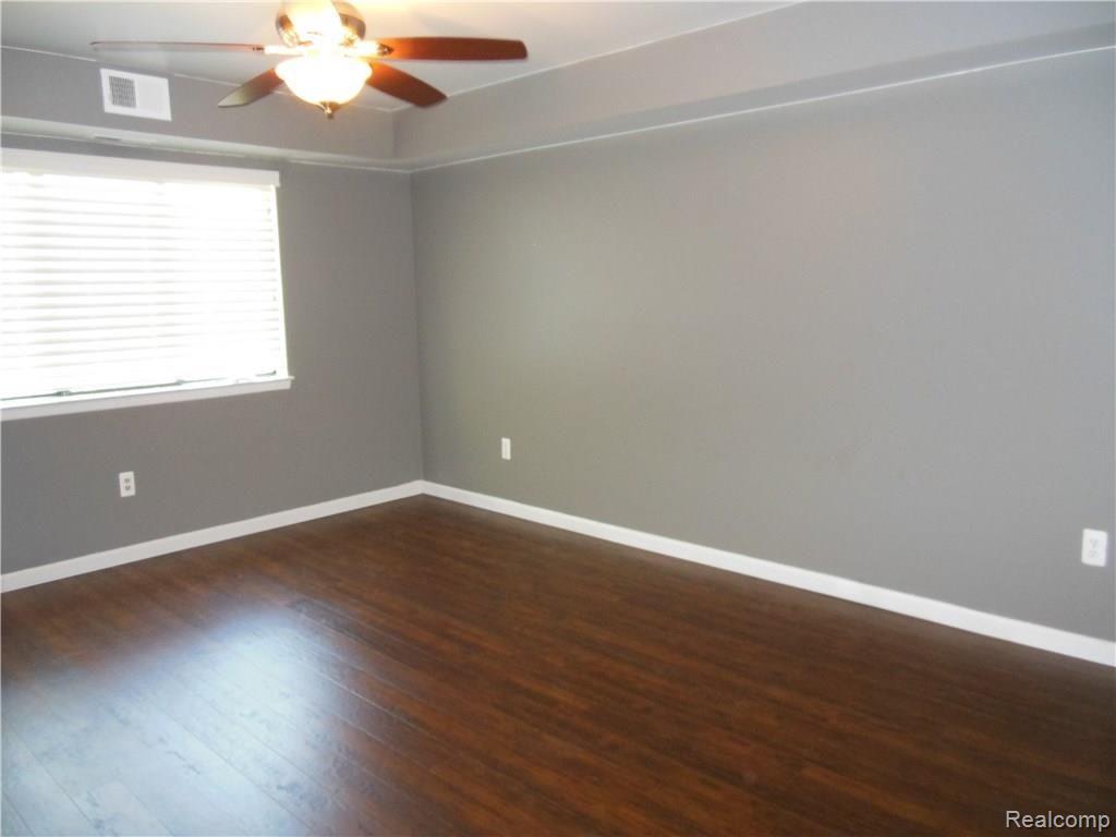 1695 Riverside Drive, Unit 11 Rochester, MI 48309 - Photo 8 of 30 riverside 005.JPG