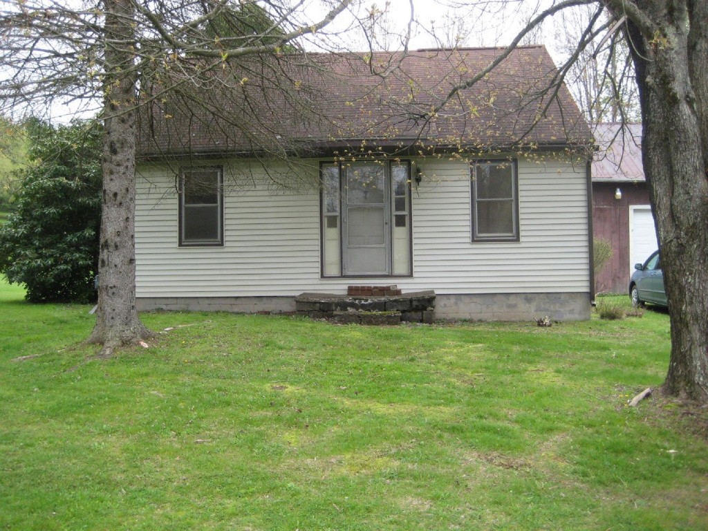 162 Port Road Binghamton, NY 13901 - Photo 1 of 15 Gallery Image 1
