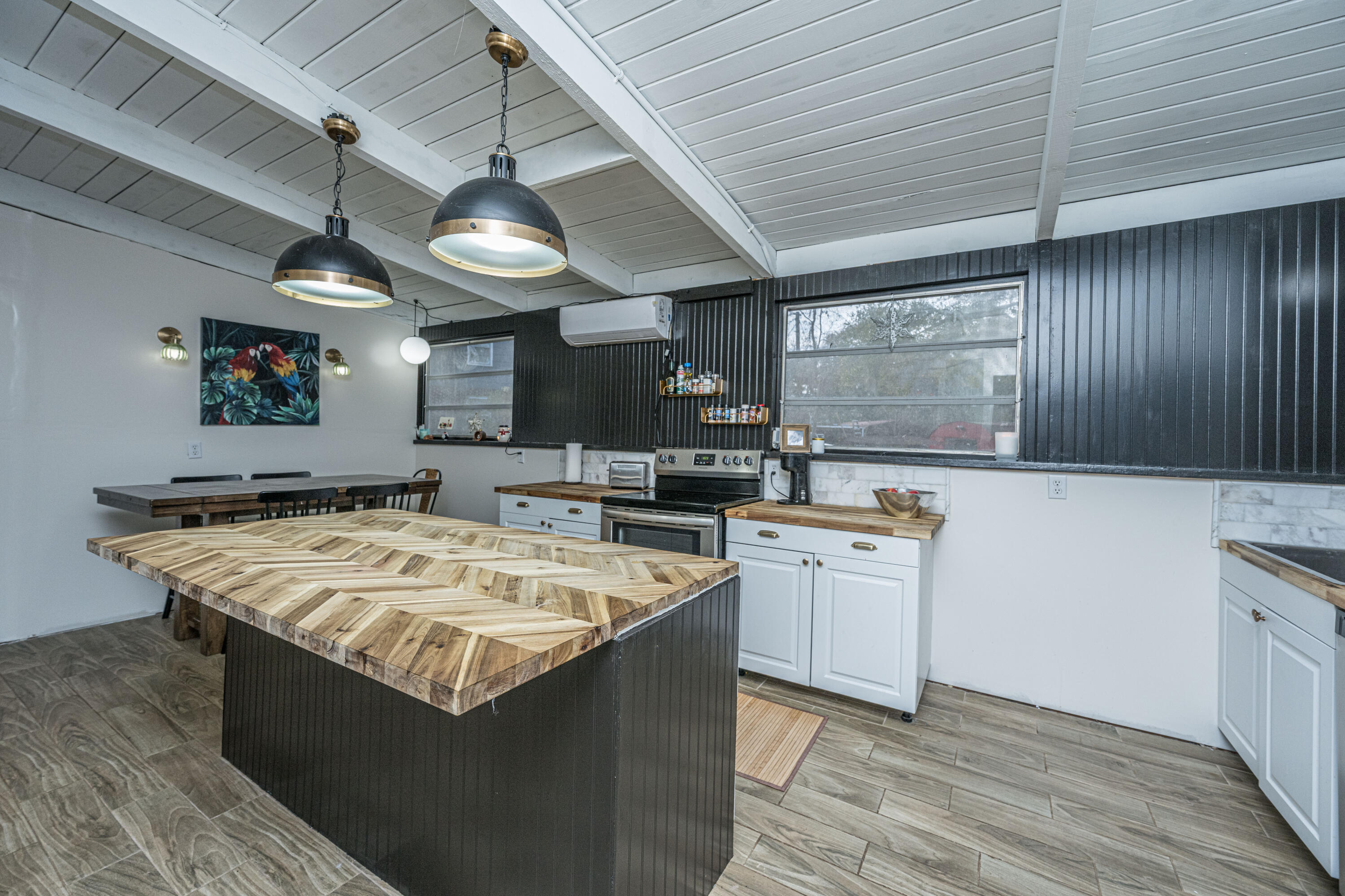 1986 Raina Street Johns Island, SC 29455 - Photo 8 of 28 1986RainaSt010