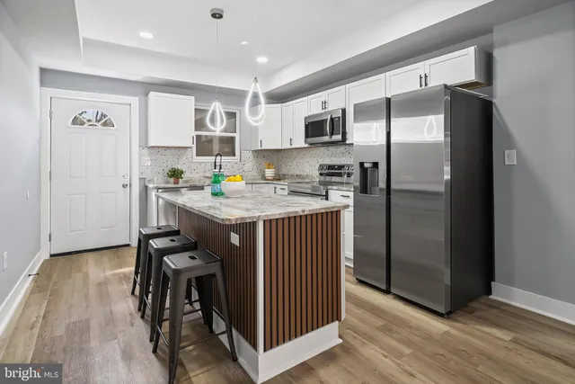 $2,195 | 1607 East Lanvale Street, Baltimore, MD 21213