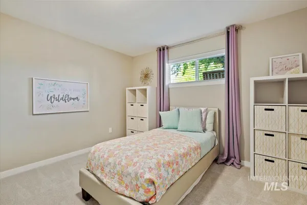 $599,990 | 632 North Edgewood Lane, Eagle, ID 83616