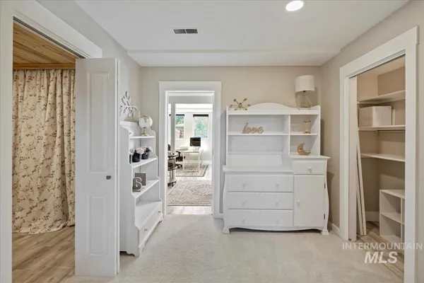 $599,990 | 632 North Edgewood Lane, Eagle, ID 83616