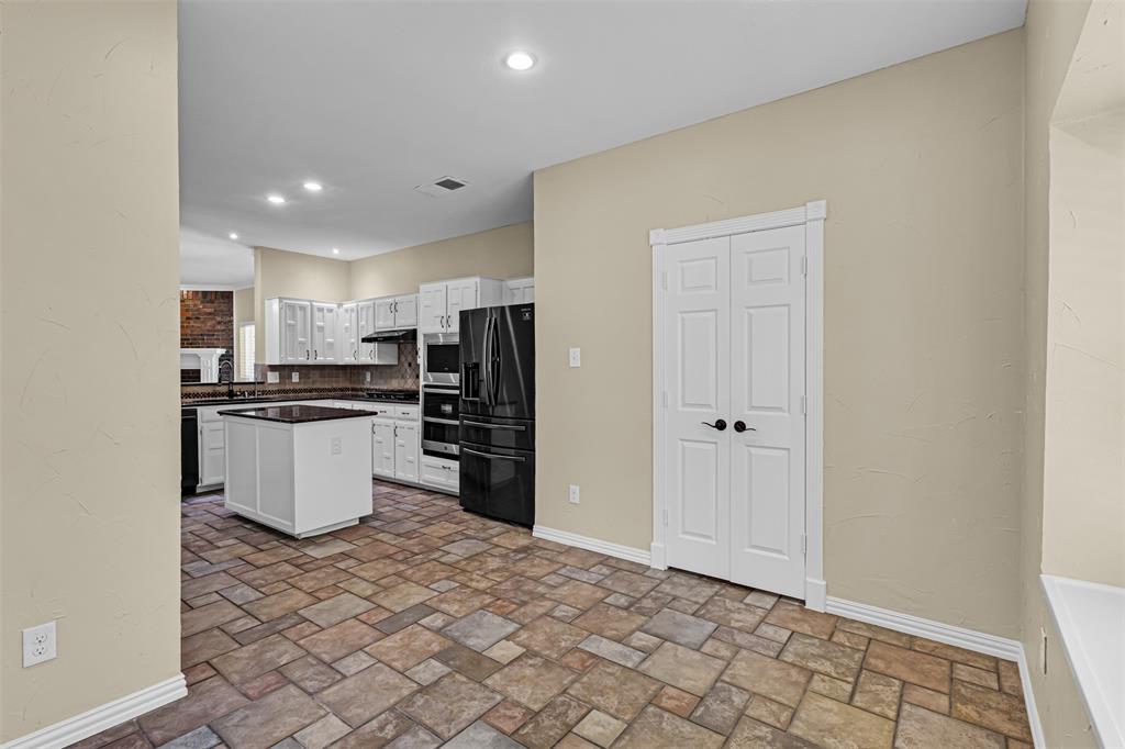 6906 Graham Drive Rowlett, TX 75089 - Photo 8 of 23