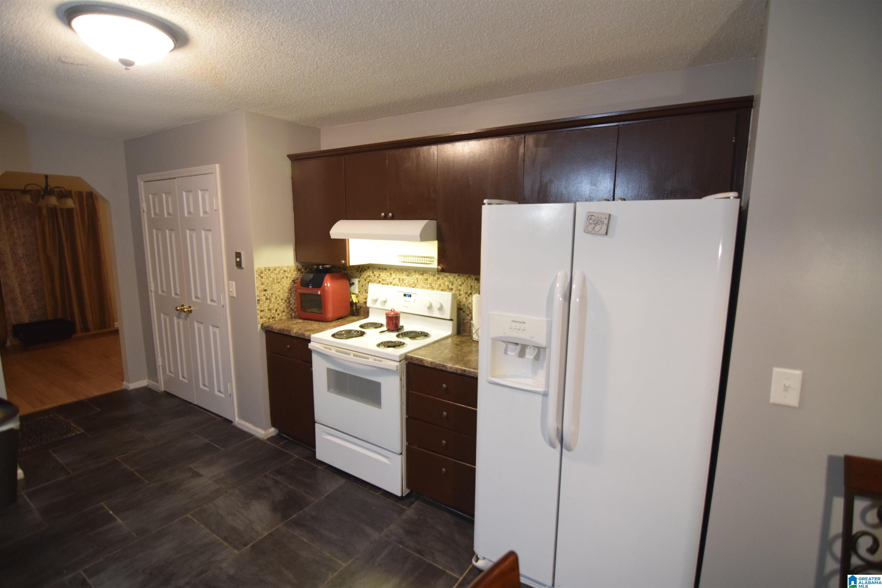6733 Crossbrook Lane Pinson, AL 35126 - Photo 7 of 20