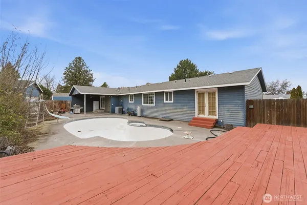 $499,900 | 1711 West 15th Avenue, Kennewick, WA 99337