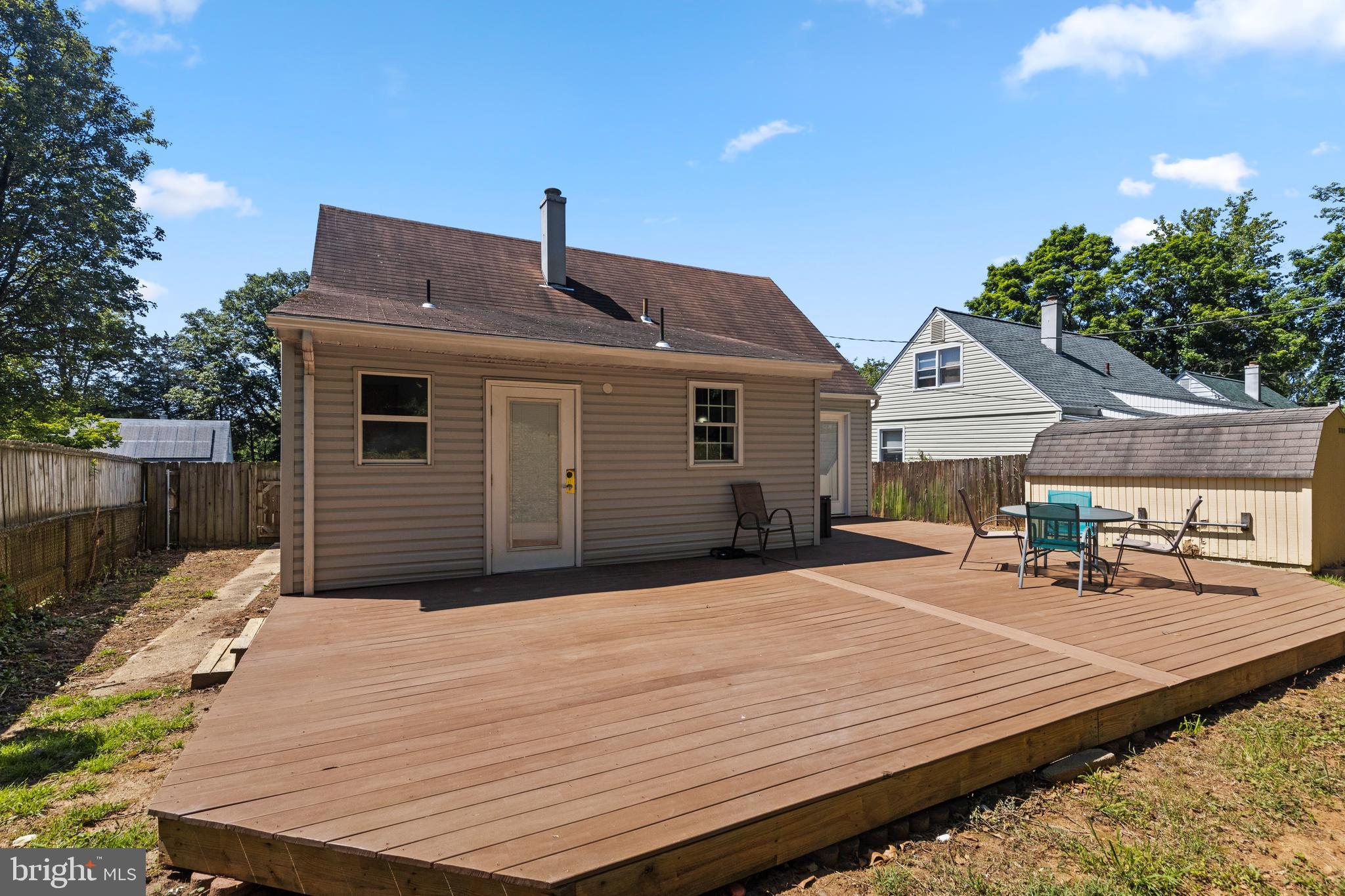 811 Templecliff Road Pikesville, MD 21208 - Photo 25 of 27 Gallery Image 25