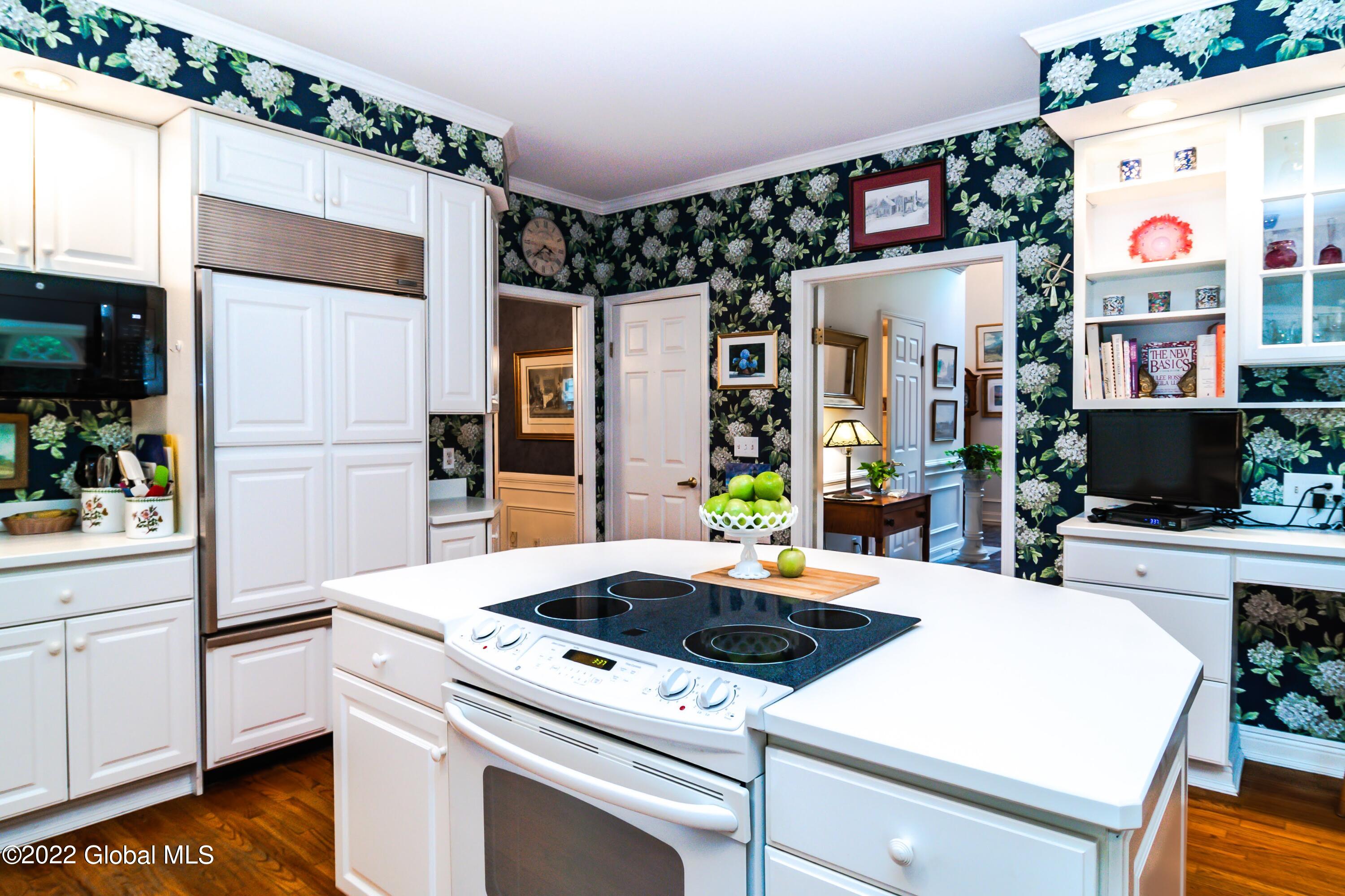 12 Birch Hill Road Albany, NY 12211 - Photo 16 of 75 12 Birch Hill Rd-13
